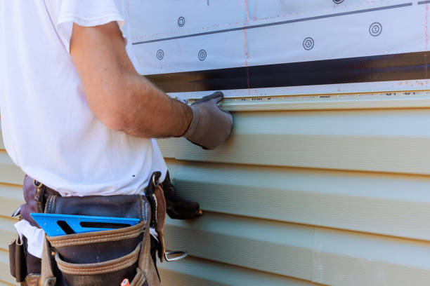 Trusted Emergency Siding Repair service in Lakewood, OH - Squared Siding